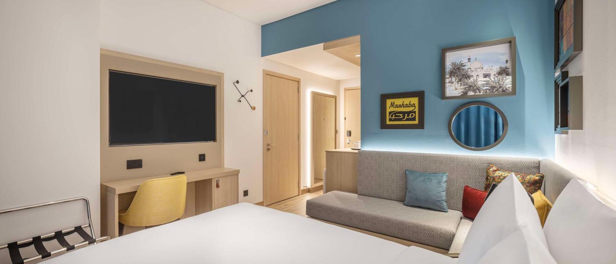 Отель Hampton By Hilton Kuwait Salmiya Кувейт Экстерьер фото